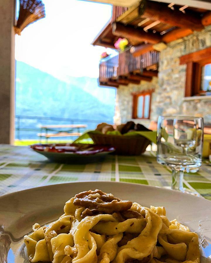 Agriturismo Cavria Castione Andevenno エクステリア 写真
